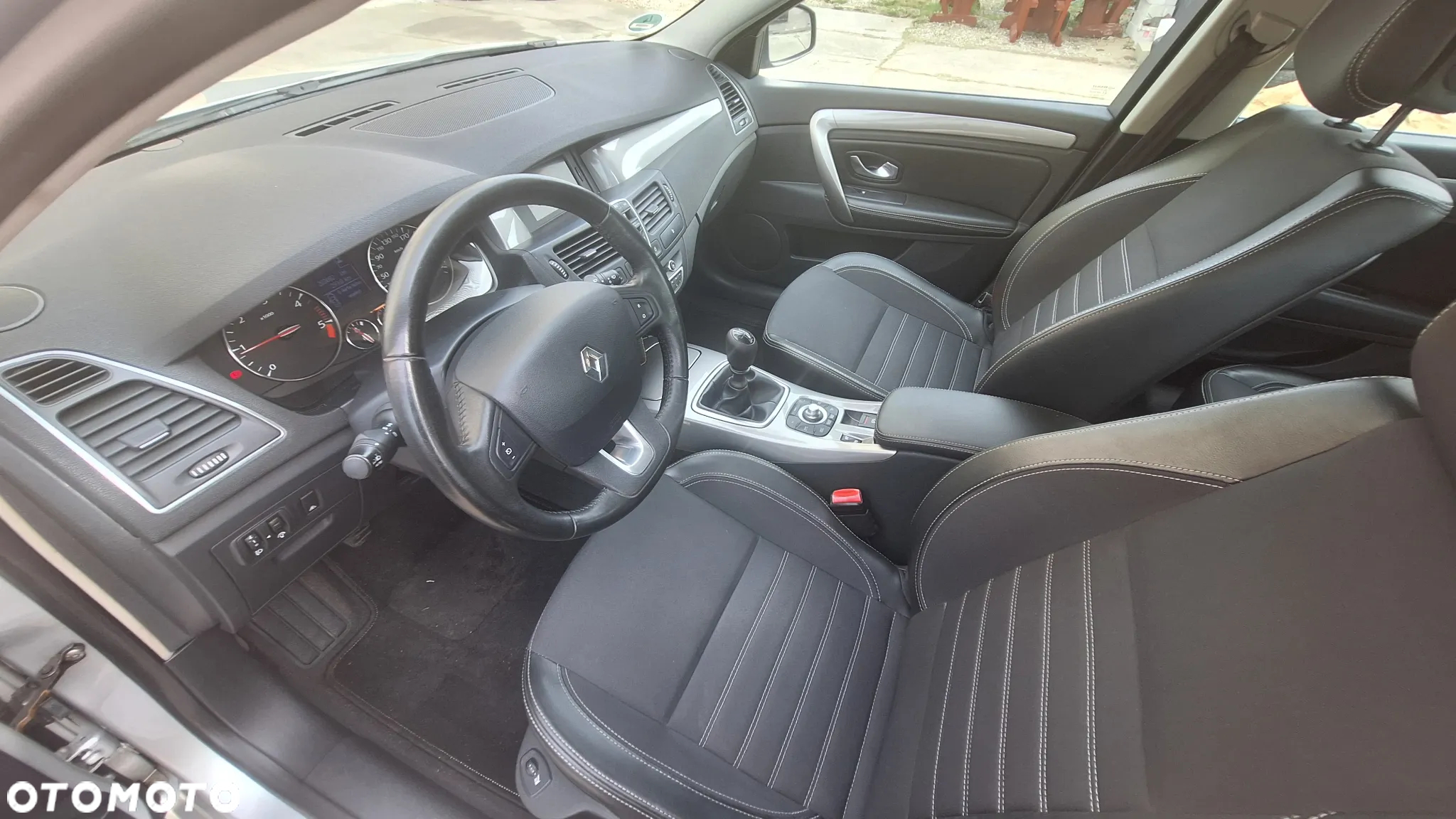 Renault Laguna 1.5 dCi Exception - 13