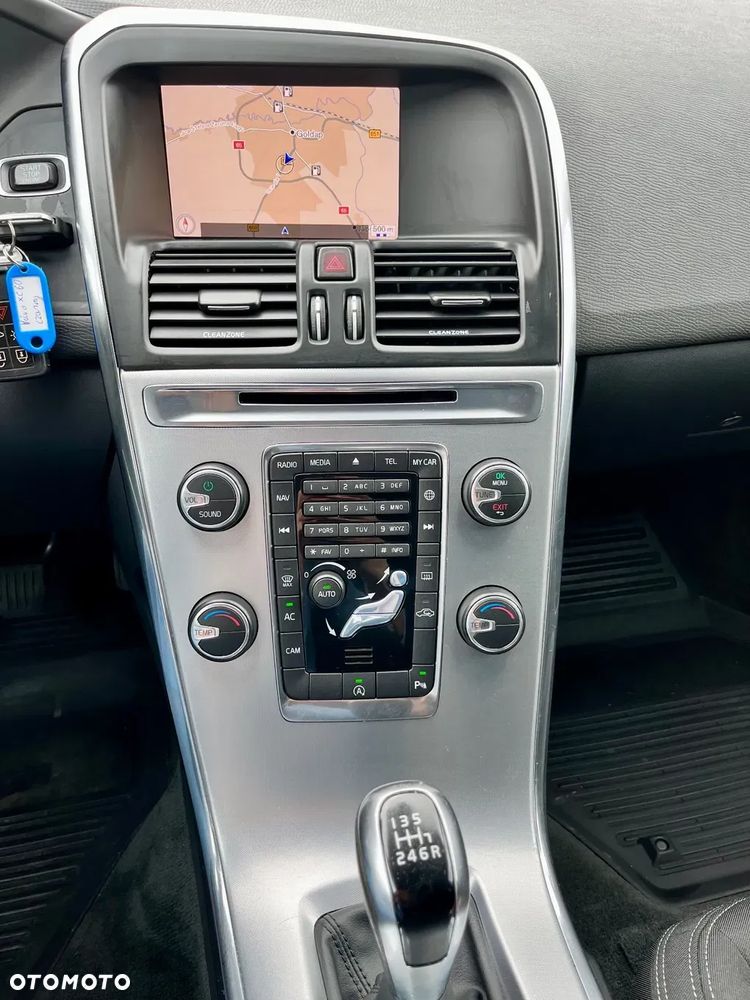 Volvo XC 60 D3 Inscription - 31