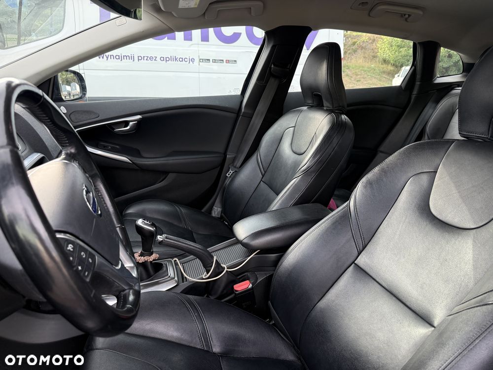 Volvo V40 D2 Summum - 7