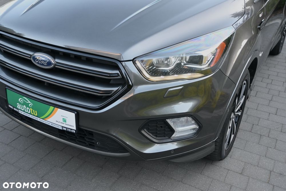 Ford Kuga 2.0 TDCi 4x4 ST-Line - 39