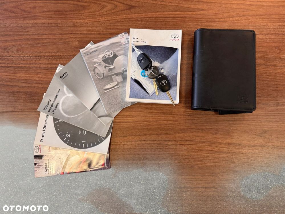 Toyota RAV4 - 26