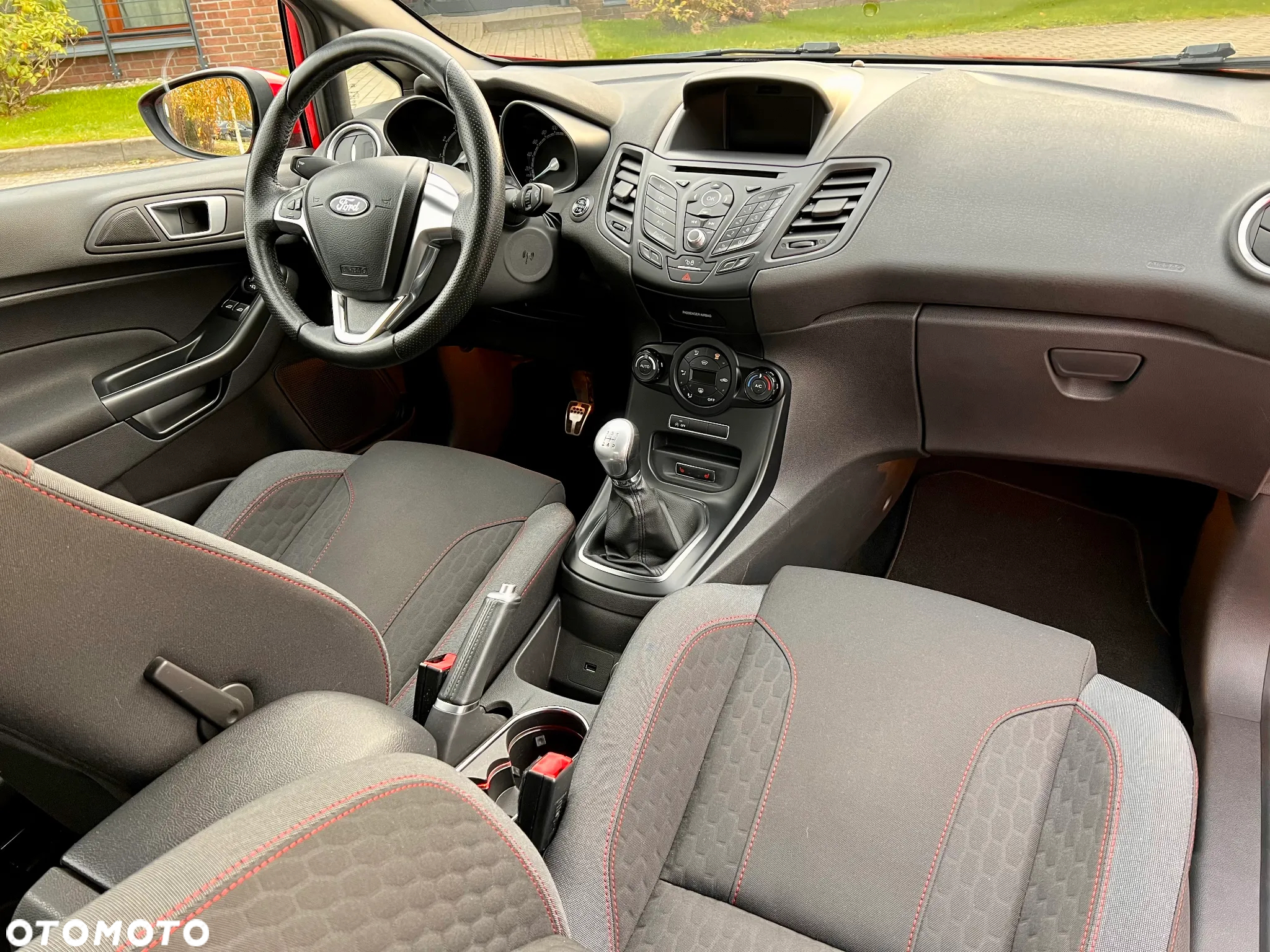 Ford Fiesta 1.0 EcoBoost S&S ST-LINE Red - 23