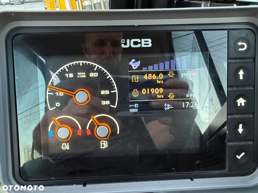 JCB 57C-1 - 12