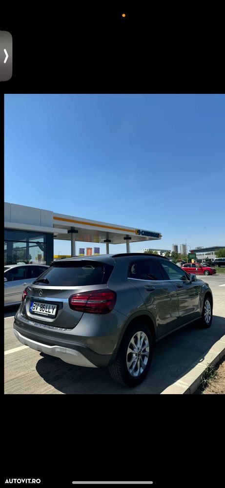 Mercedes-Benz GLA 220 d Aut. - 2