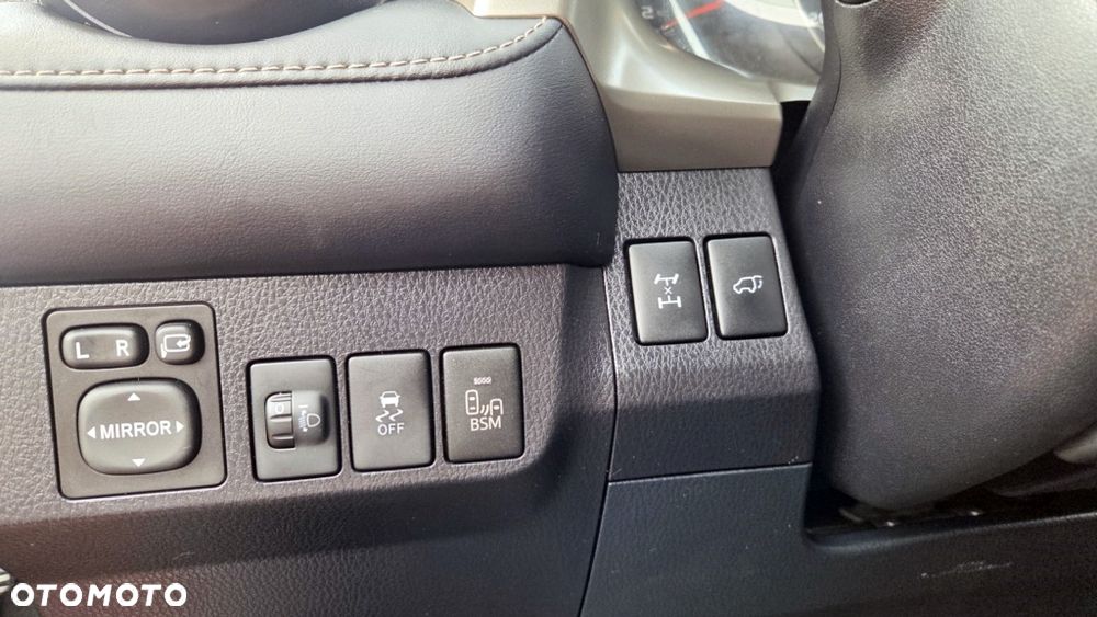 Toyota RAV4 2.0 4x4 - 19