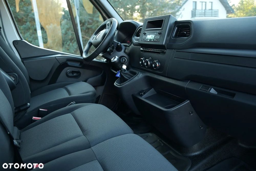 Renault MASTER 2.3 165KM * Salon PL * KONTENER 9epal+ WINDA 1t * SUPER STAN! - 22