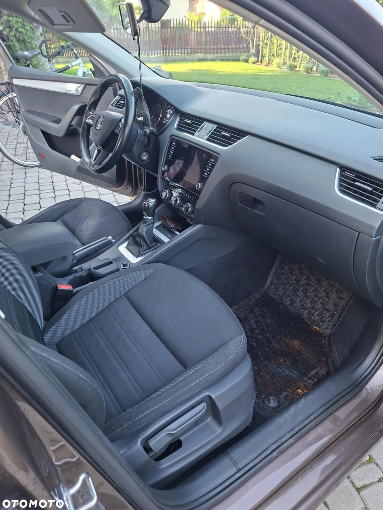 Skoda Octavia 1.6 TDI Ambition - 8