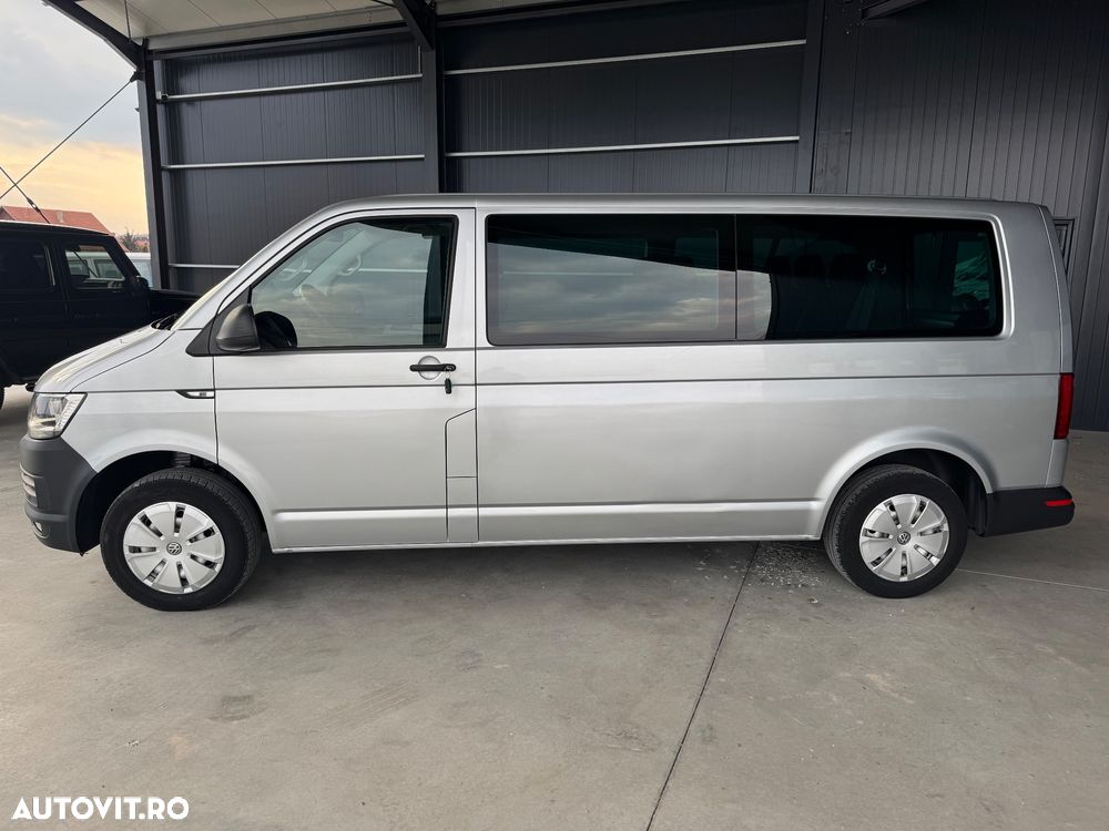 Volkswagen Caravelle - 10