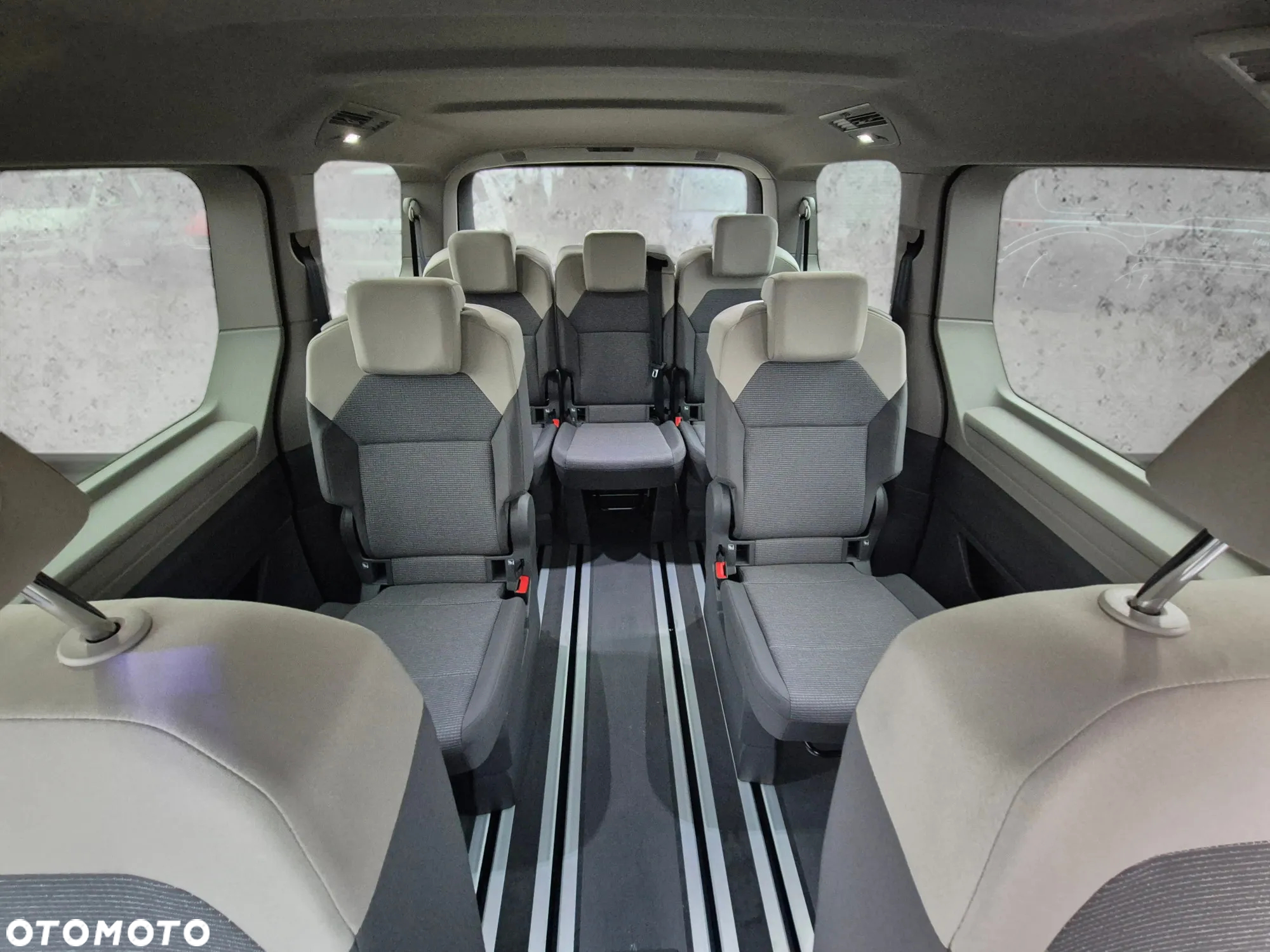 Volkswagen Multivan 1.5 TSI L2 Life DSG - 17