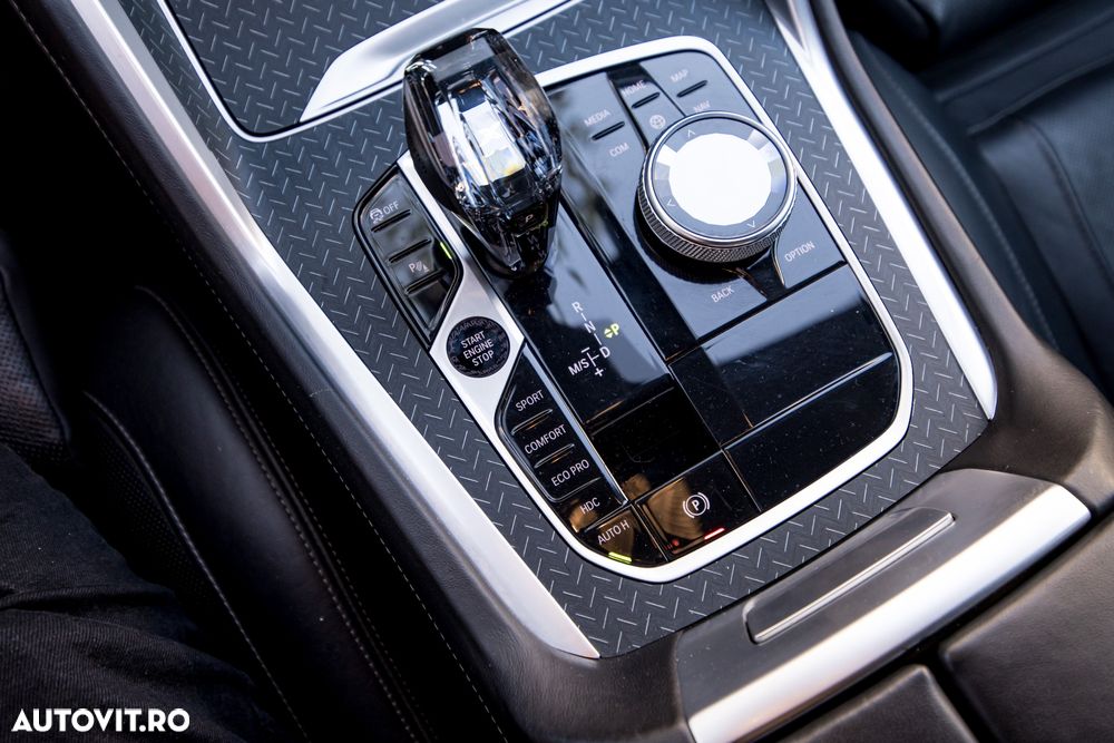 BMW X6 xDrive40i AT MHEV - 23