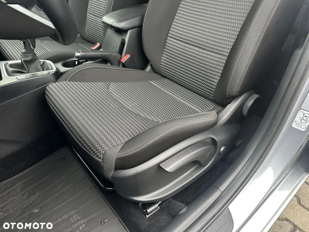 Kia Ceed 1.5 T-GDI M - 12