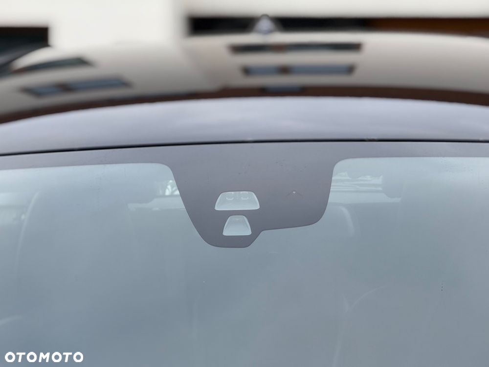 Volvo XC 60 D3 Geartronic Momentum - 29