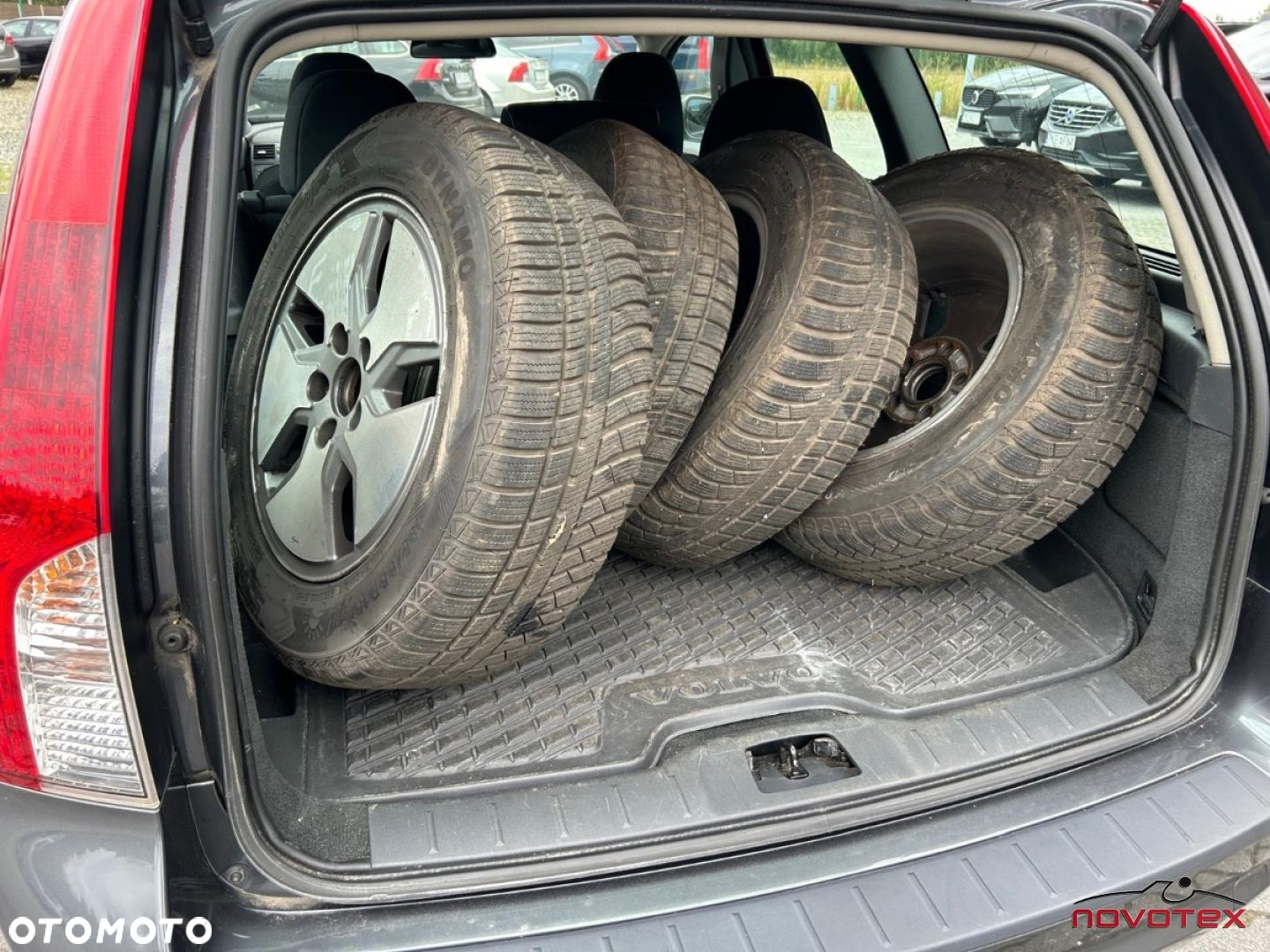 Volvo V50 D2 Momentum Start-Stop - 13