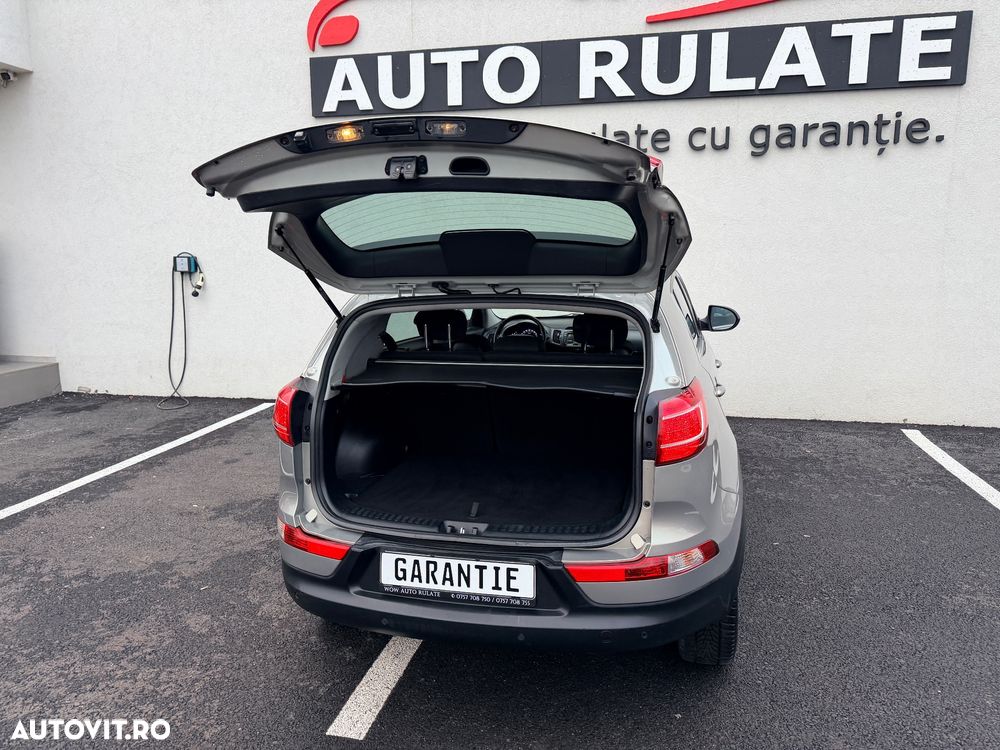 Kia Sportage 1.7 CRDI 2WD Dream-Team Edition - 19