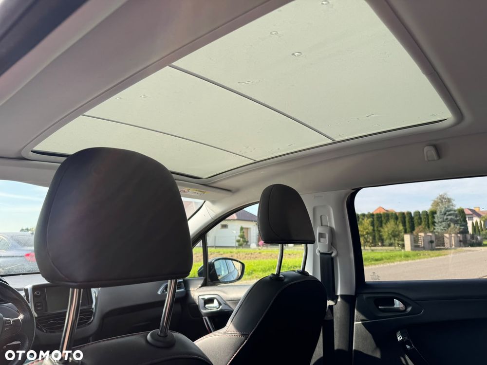 Peugeot 2008 - 18