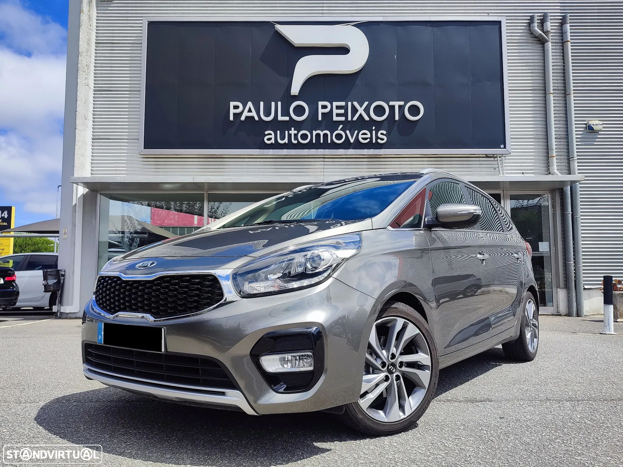 Kia Carens 1.7 CRDi ISG TX - 1