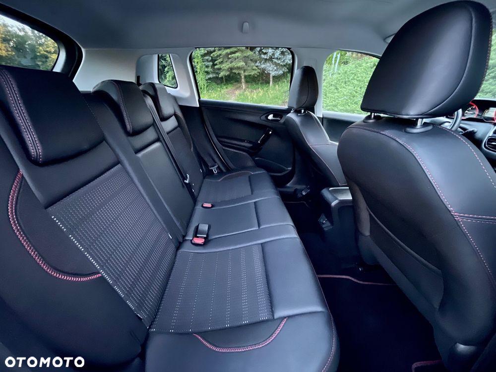 Peugeot 2008 PureTech 110 Stop&Start EAT6 GT-Line Edition - 38