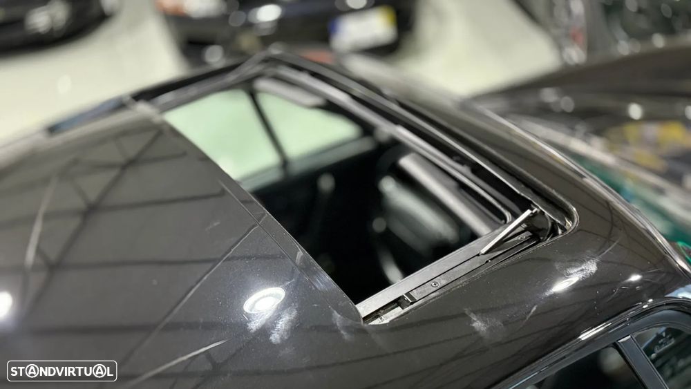Porsche 911 (964) Coupé 3.3 Turbo II - 12