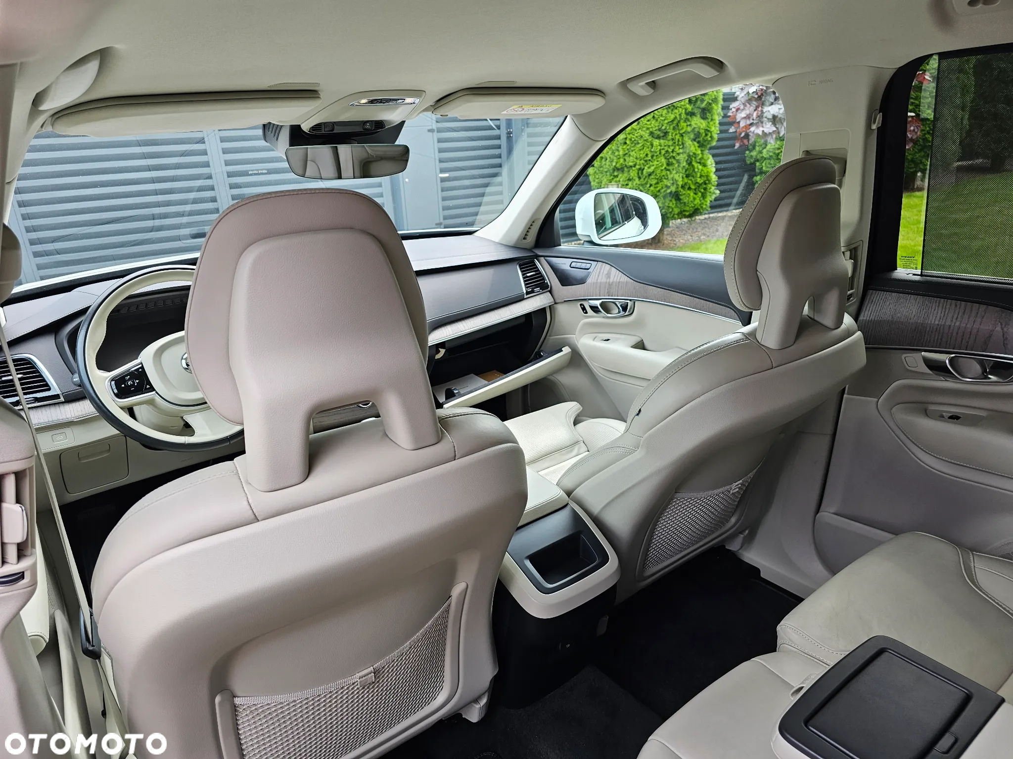Volvo XC 90 - 22