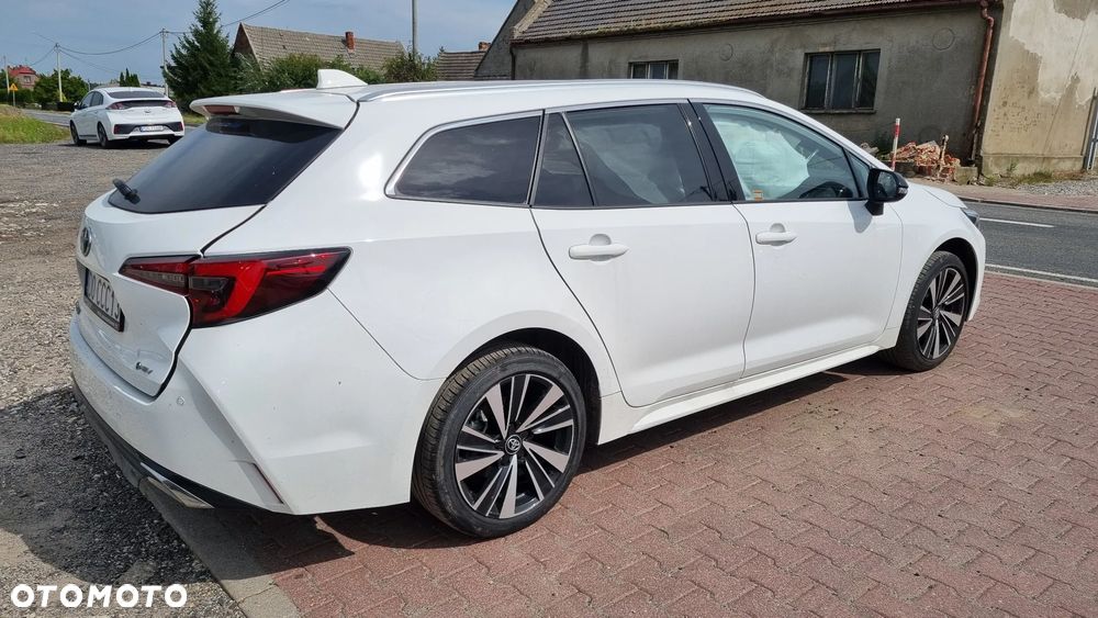 Toyota Corolla 1.8 Hybrid Comfort - 1