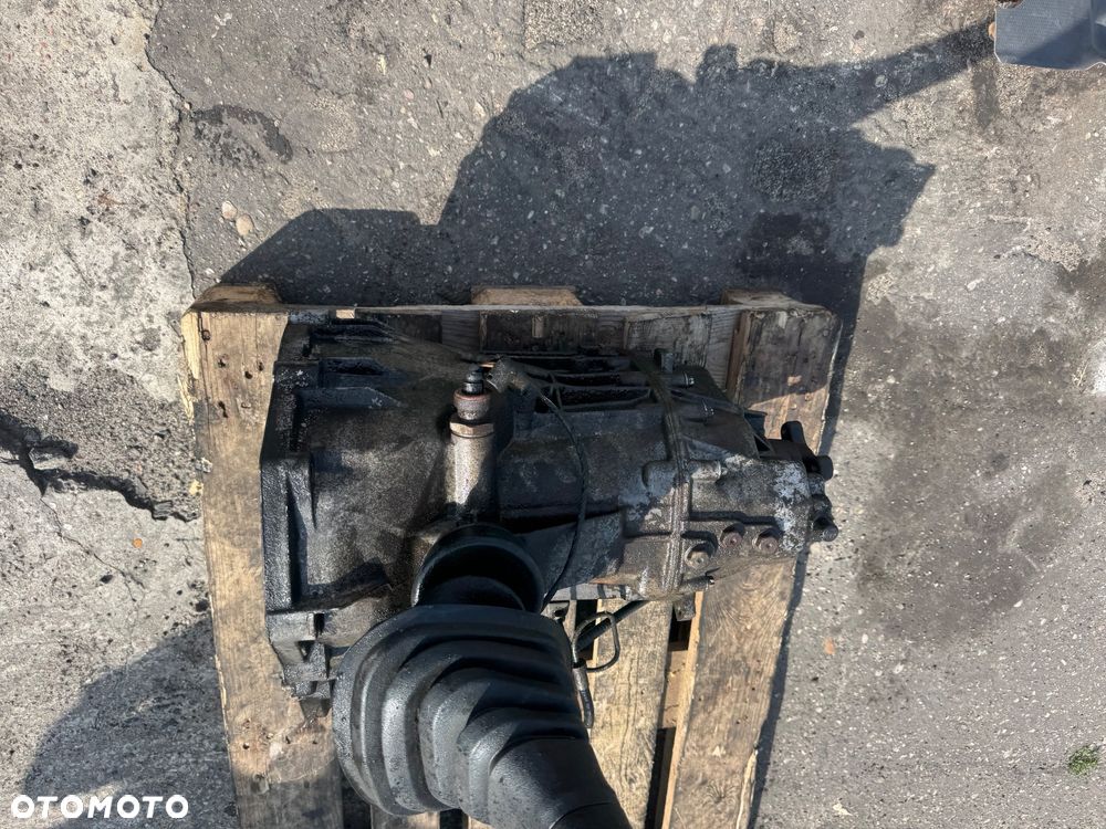 Skrzynia biegów sprinter Volkswagen Lt35 90226114 g285 711.617 679308 017375 ddx w901 w902 w903 w904 - 1