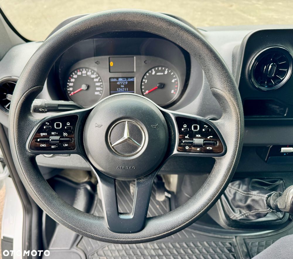 Mercedes-Benz Sprinter 214 CDI Średni Wysoki - 22