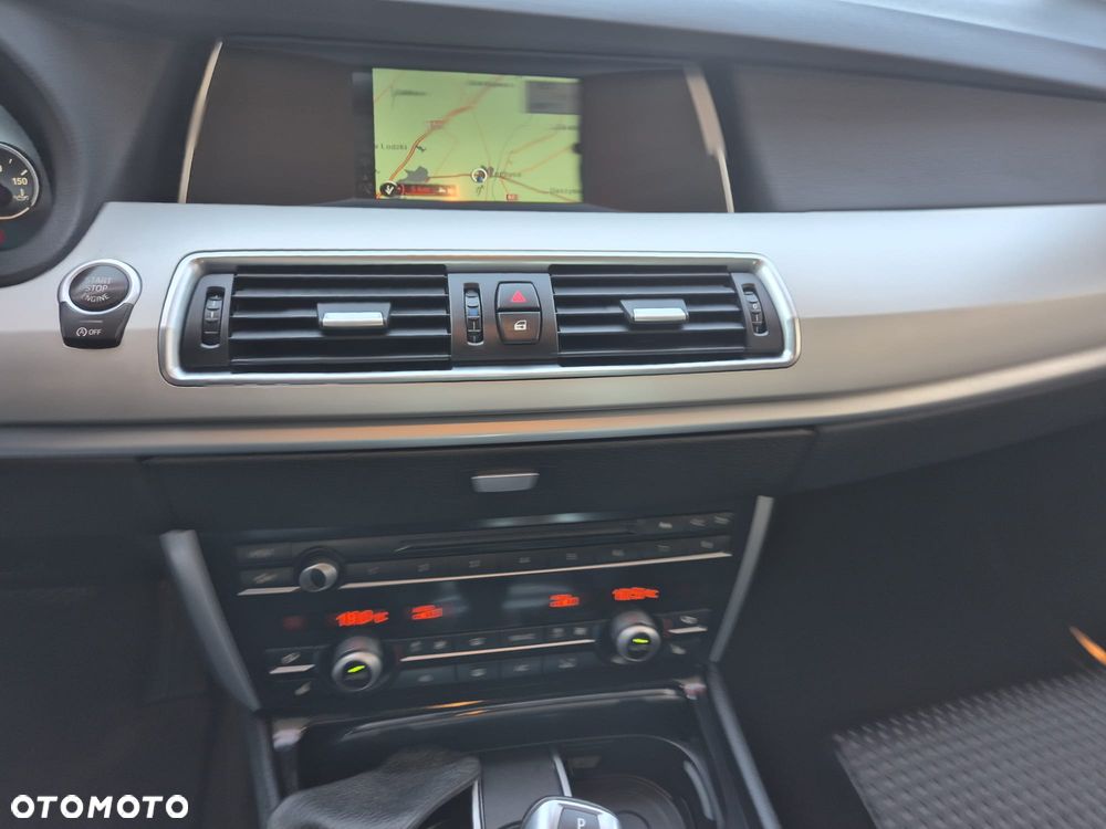 BMW 5GT - 34