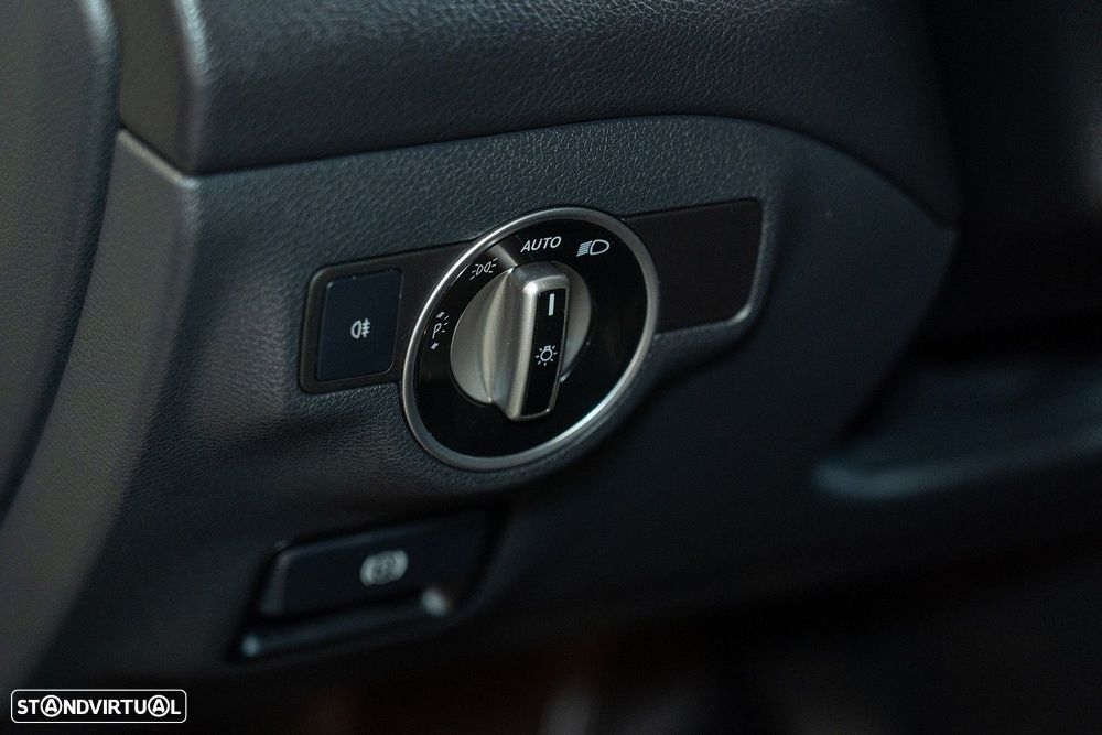 Mercedes-Benz CLA 180 CDI - 23