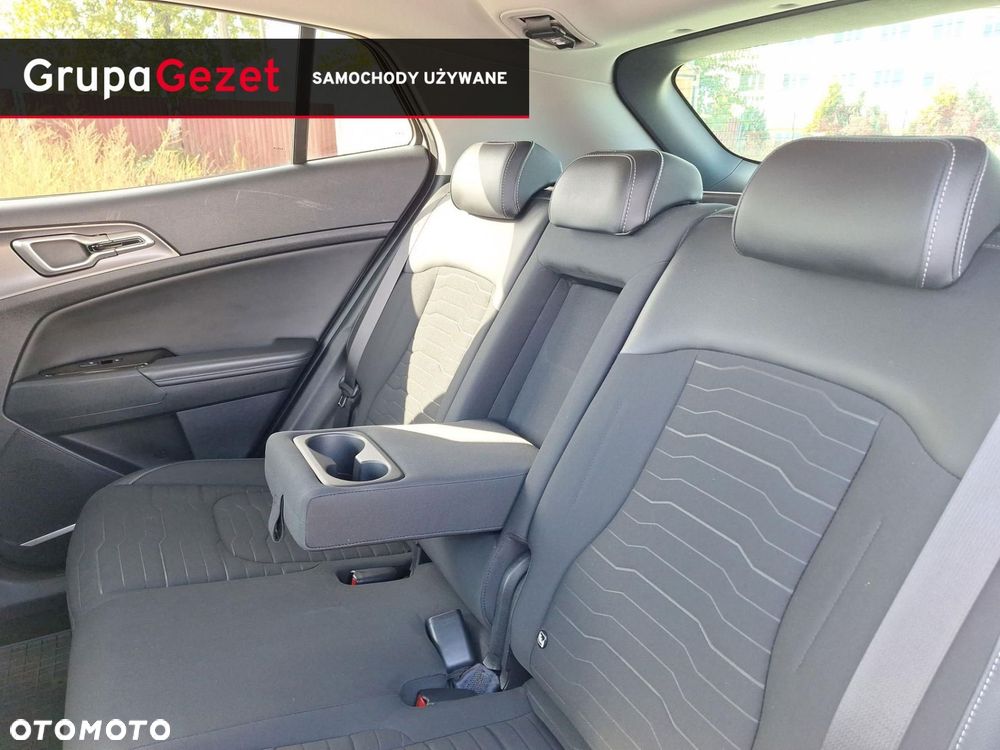 Kia Sportage 1.6 T-GDI MHEV Business Line 2WD DCT - 16