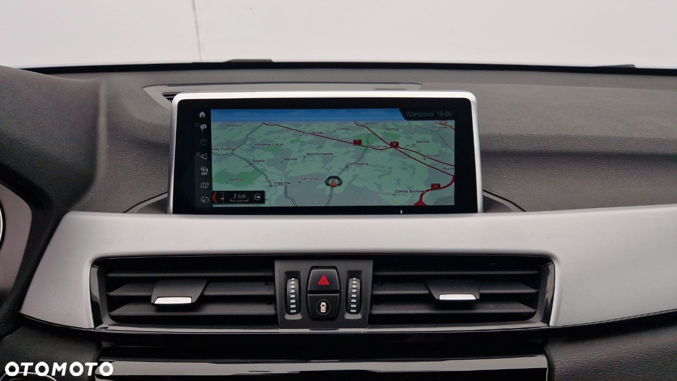 BMW X1 sDrive16d - 19
