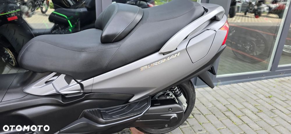 Suzuki Burgman - 37