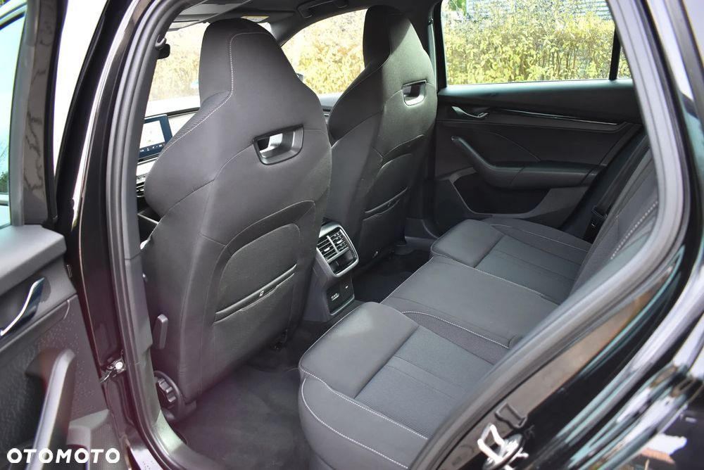 Skoda Octavia 1.5 TSI e-TEC DSG Sportline - 11