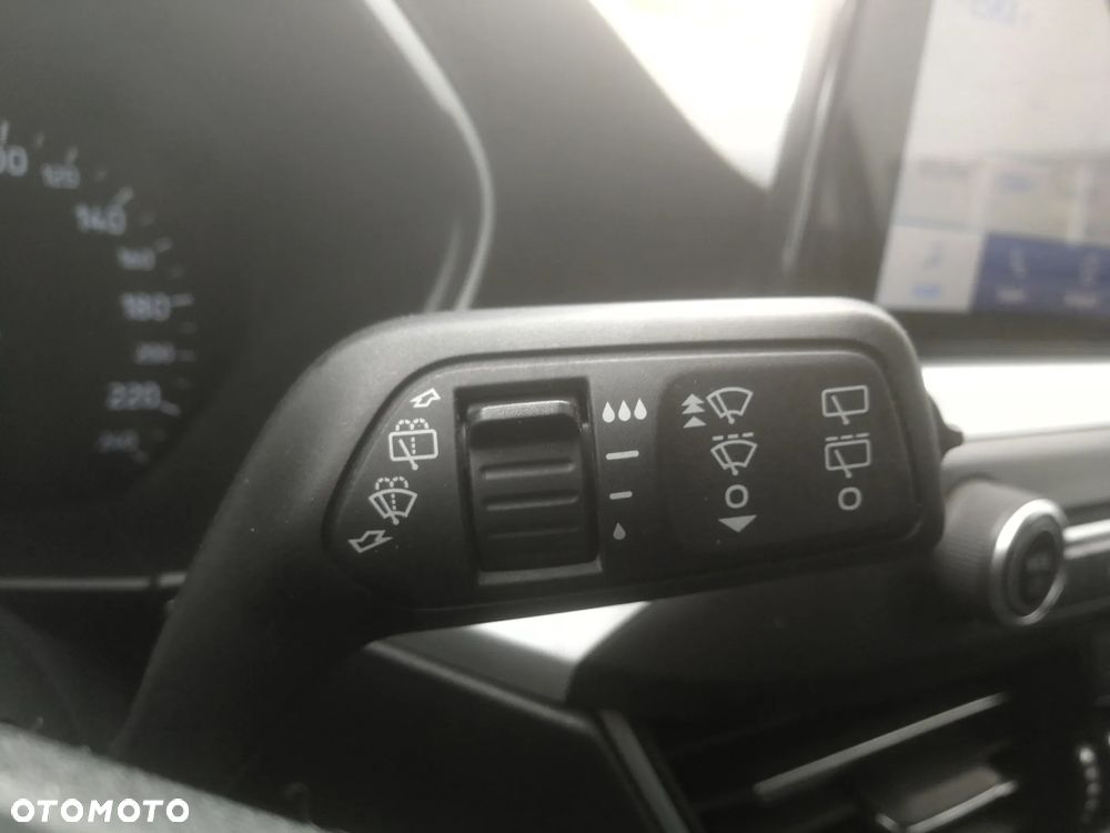 Ford Focus 1.5 EcoBoost Trend ASS - 12