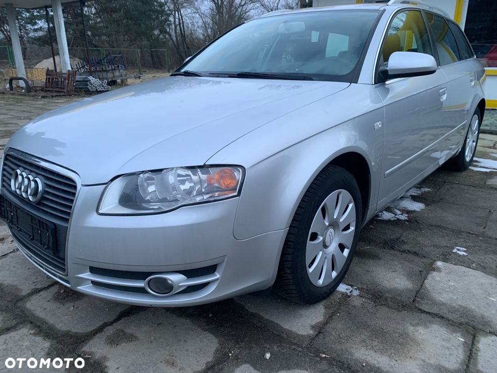 Audi A4 Avant - 1