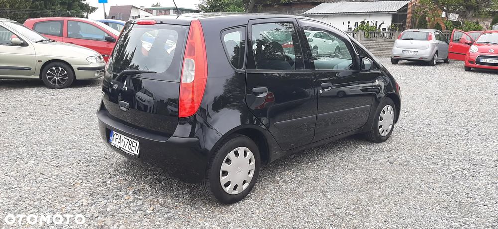 Mitsubishi Colt - 18