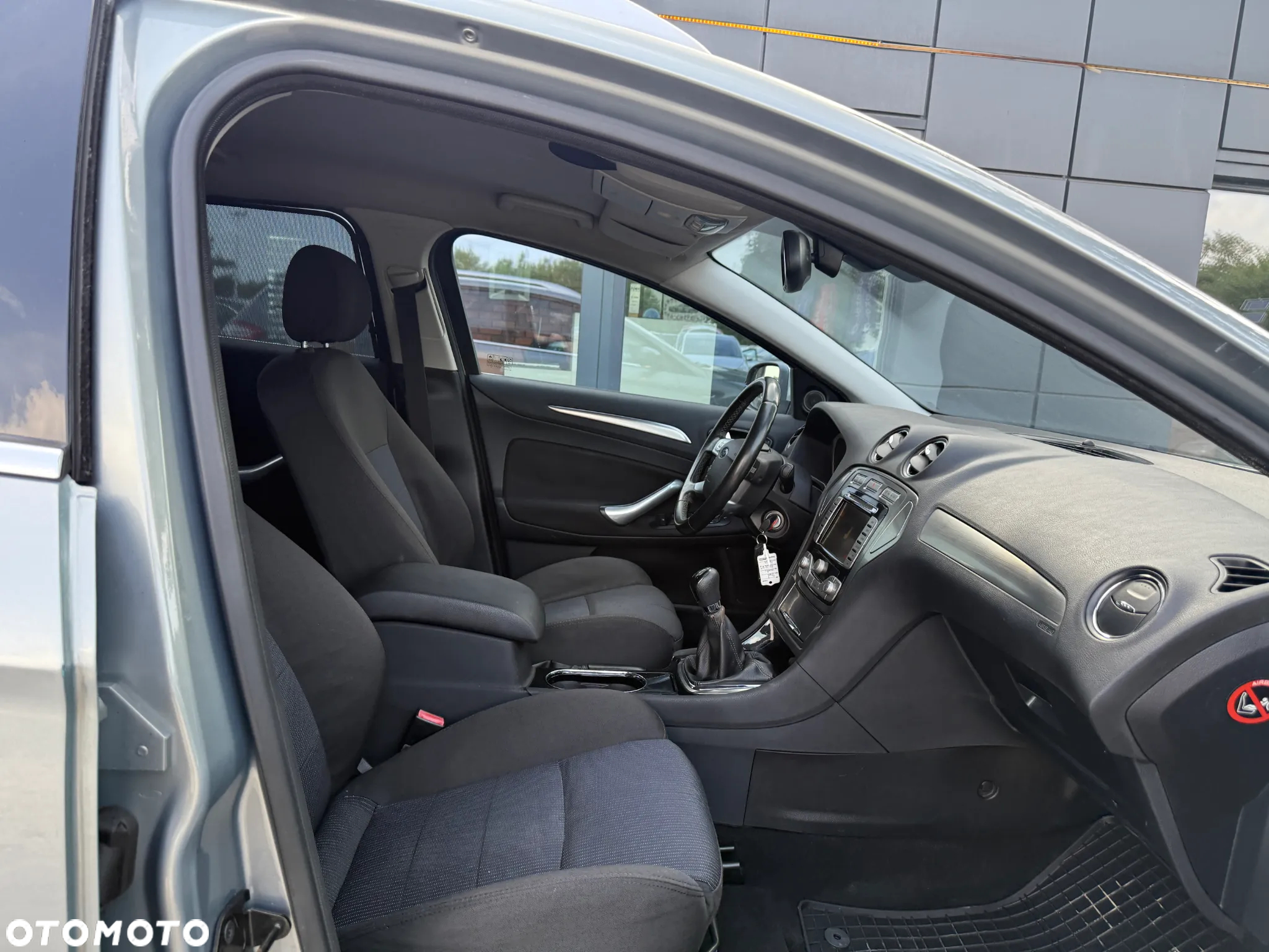 Ford Mondeo 2.0 FF Titanium - 23