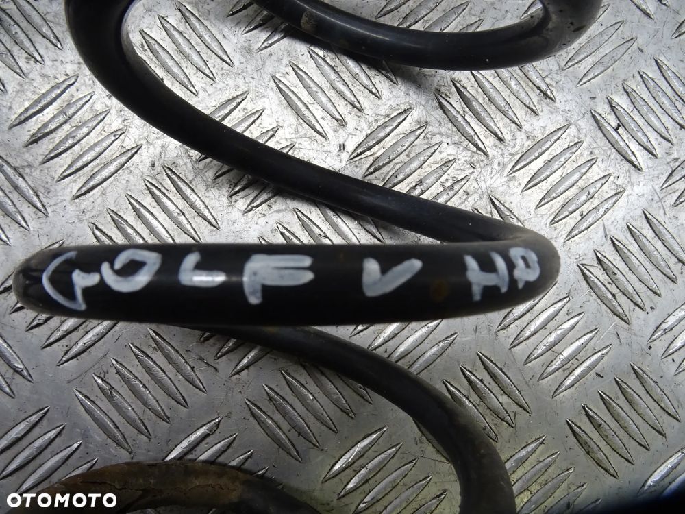 VW GOLF V 1.9TDI SPRĘŻYNY ZAWIESZENIA TYŁ TYLNIE - 2