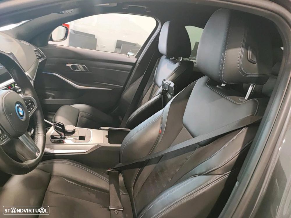 BMW 330 e Pack M Auto - 6