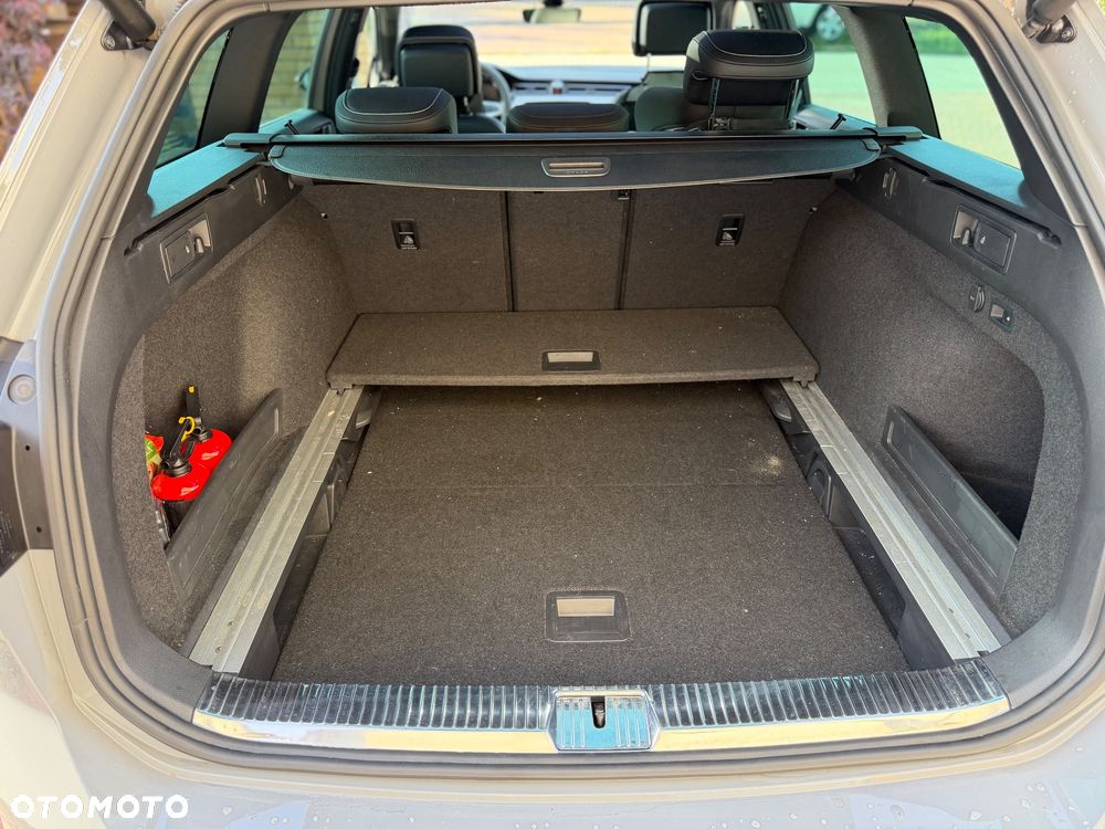 Volkswagen Passat 2.0 TDI Business DSG - 35