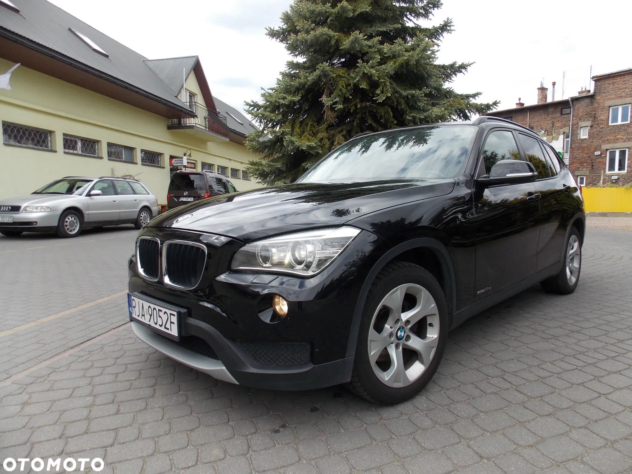 BMW X1 sDrive18d xLine - 1