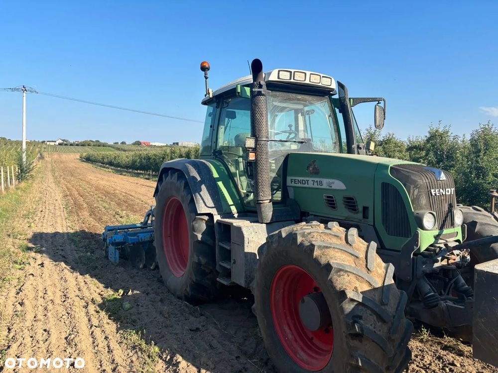 Fendt 718 vario comm III - 3