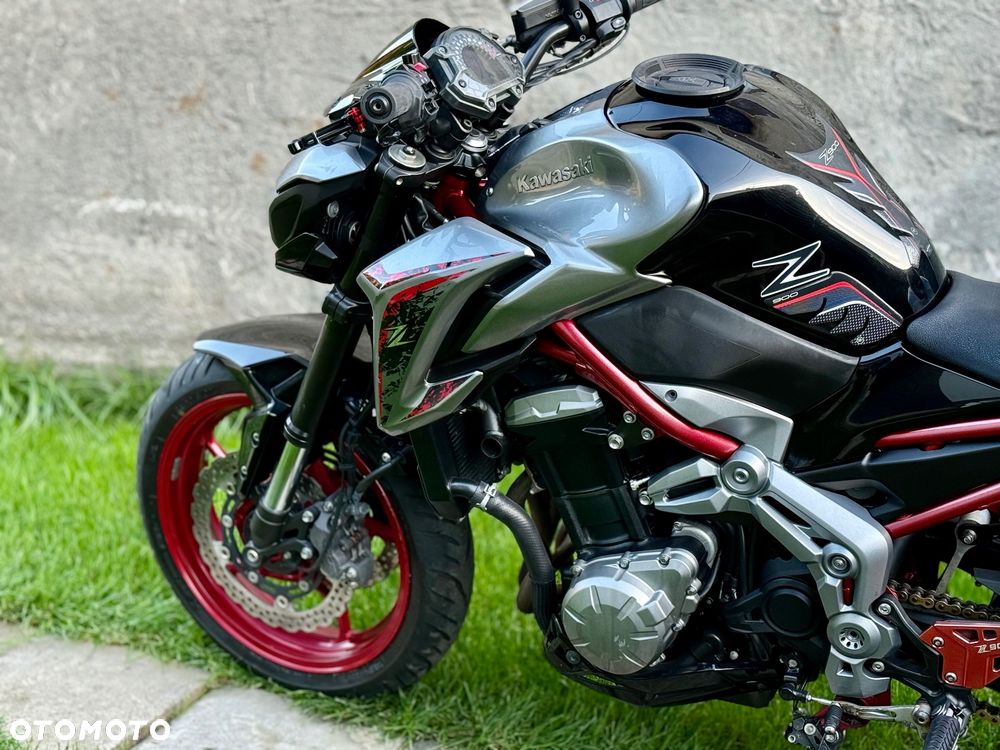 Kawasaki Z 900 - 11