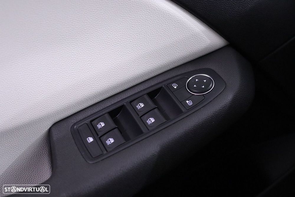 Renault Clio 1.0 TCe Techno Bi-Fuel - 27