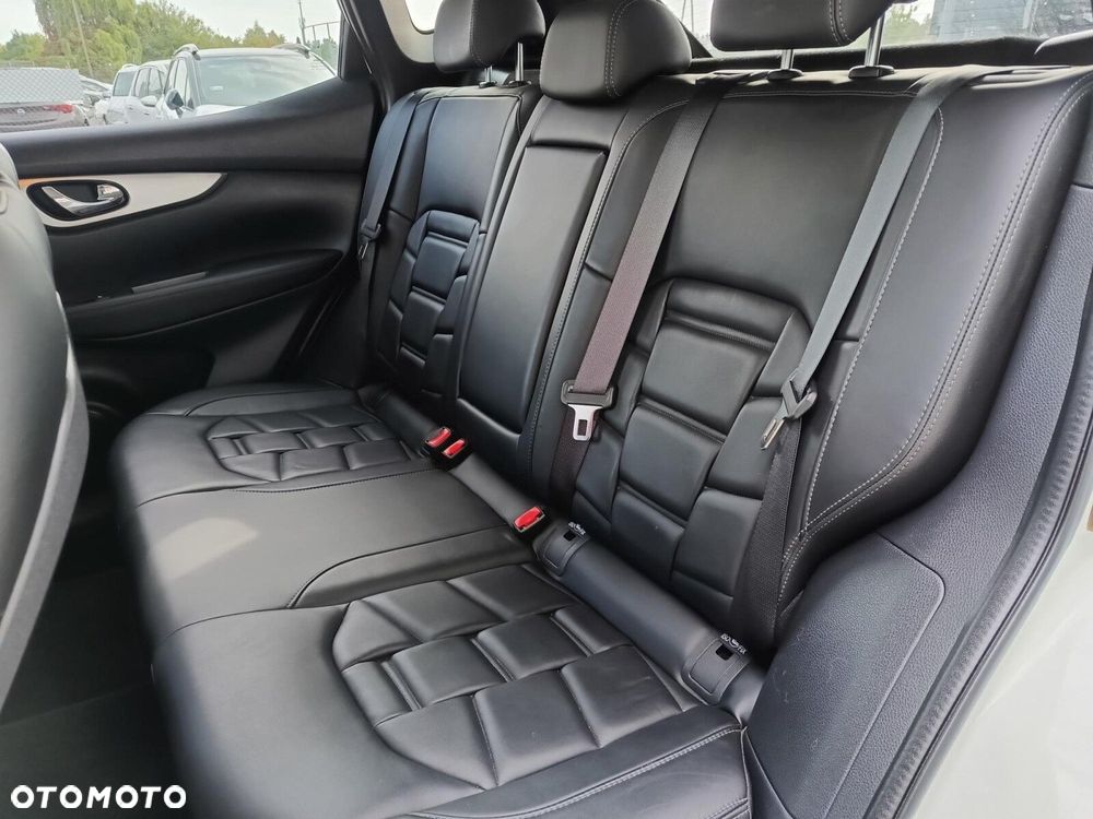 Nissan Qashqai - 16