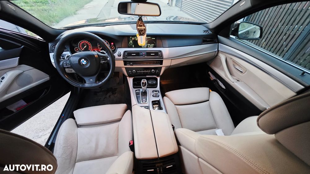 BMW Seria 5 525d Aut. Luxury Line - 17