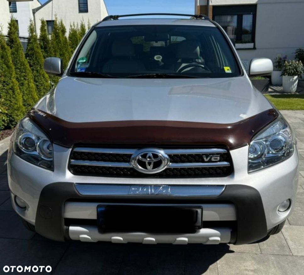 Toyota RAV4 - 5