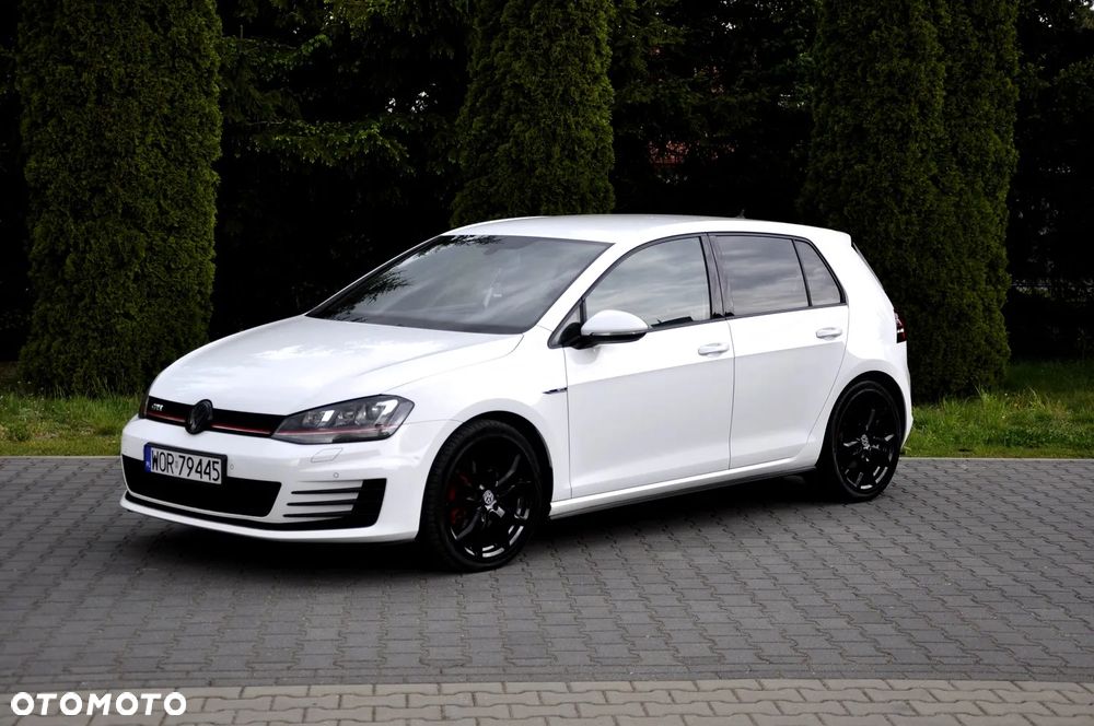 Volkswagen Golf 2.0 TSI BMT GTI - 11