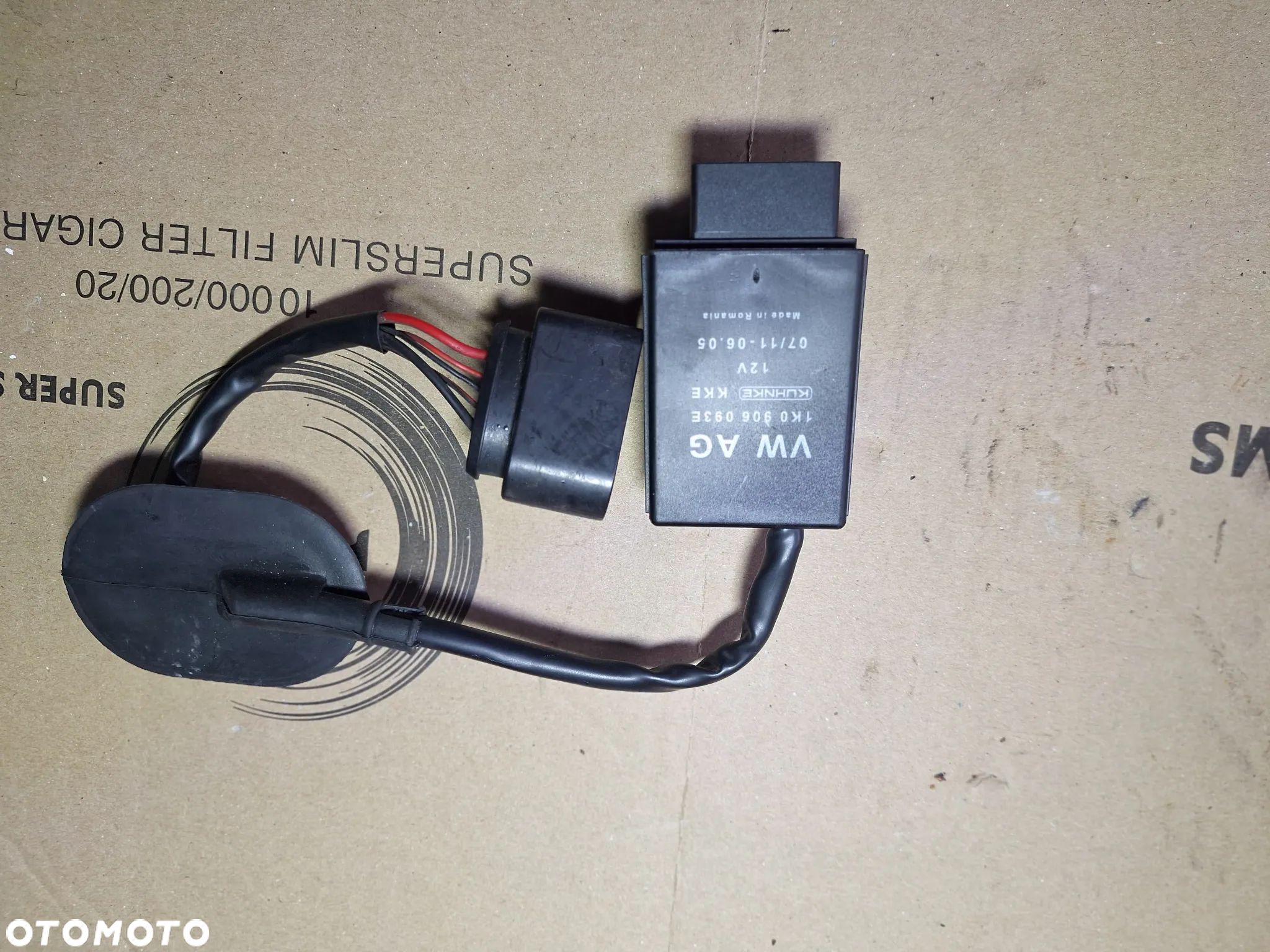 sterownik pompy paliwa VW PASSAT B6 1K0906093E   (13/15) - 1