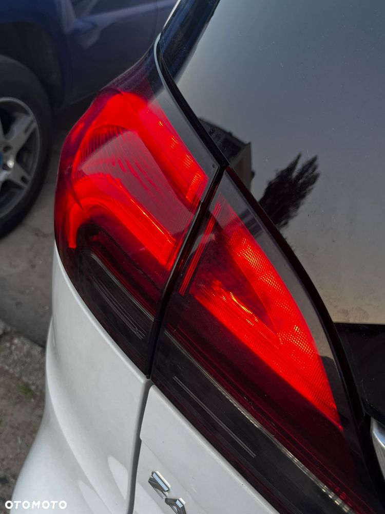 Opel Zafira - 15