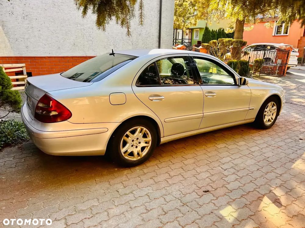 Mercedes-Benz Klasa E 200 CDI Elegance - 1